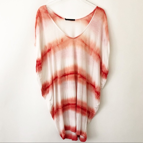 Maj Tops - Dip tie dye flowy top